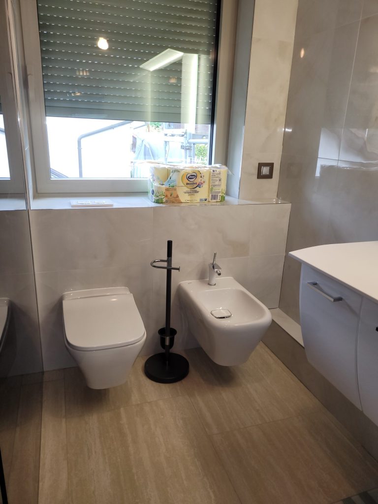 20230701_122629-scaled